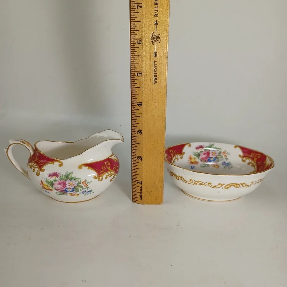 Royal Albert China Canterbury Sugar‎ and Creamer Vintage Set Bone China